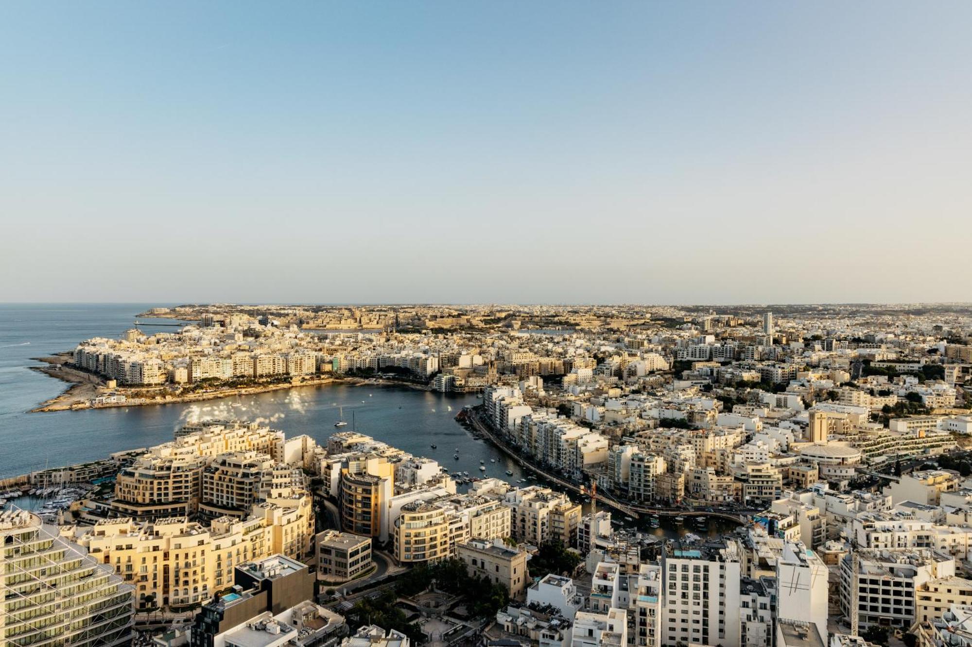 Me Malta By Melia Hotel Saint Julian's ภายนอก รูปภาพ