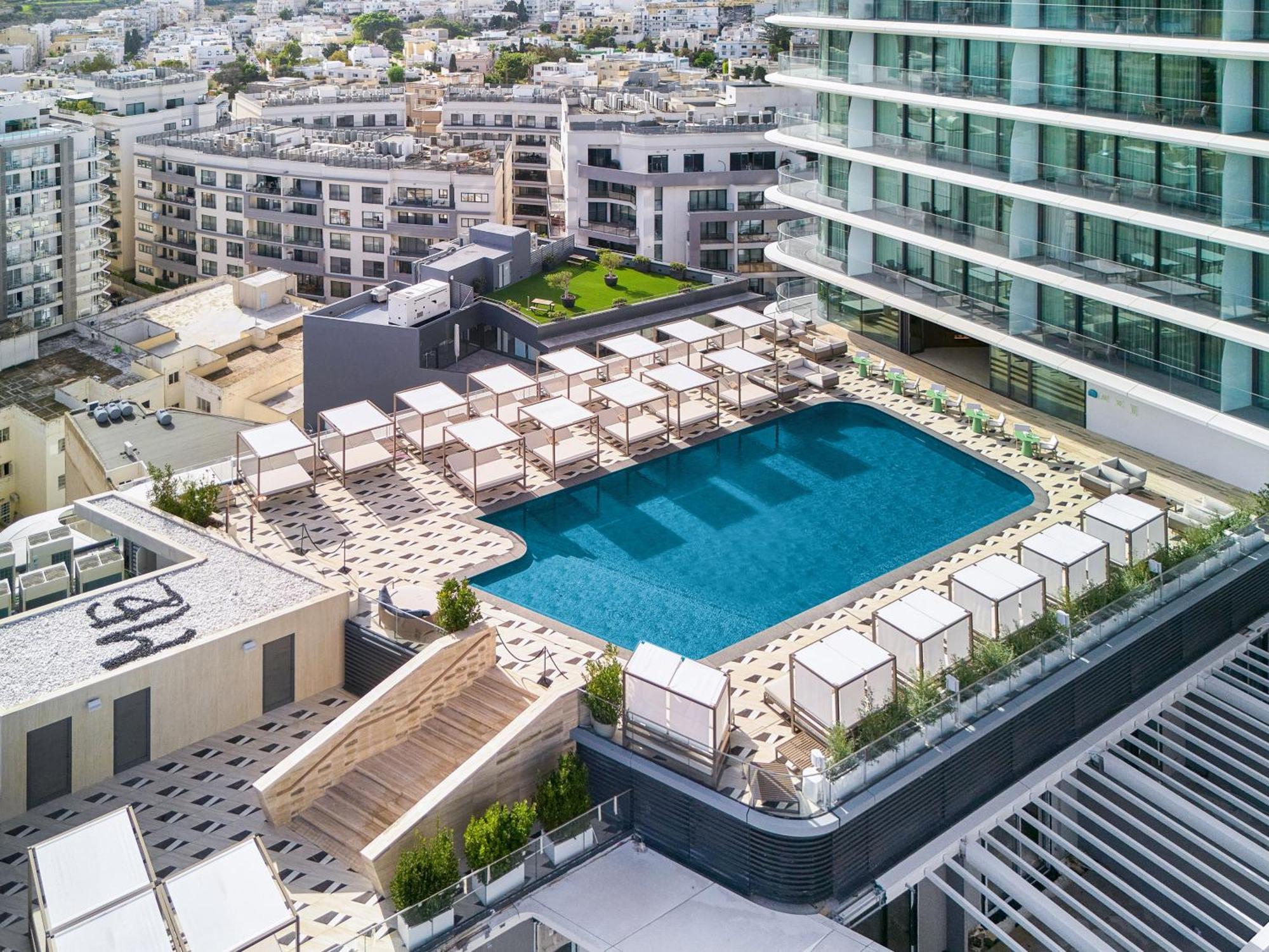 Me Malta By Melia Hotel Saint Julian's ภายนอก รูปภาพ