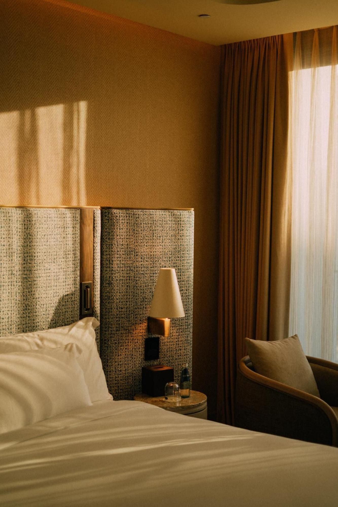 Me Malta By Melia Hotel Saint Julian's ภายนอก รูปภาพ