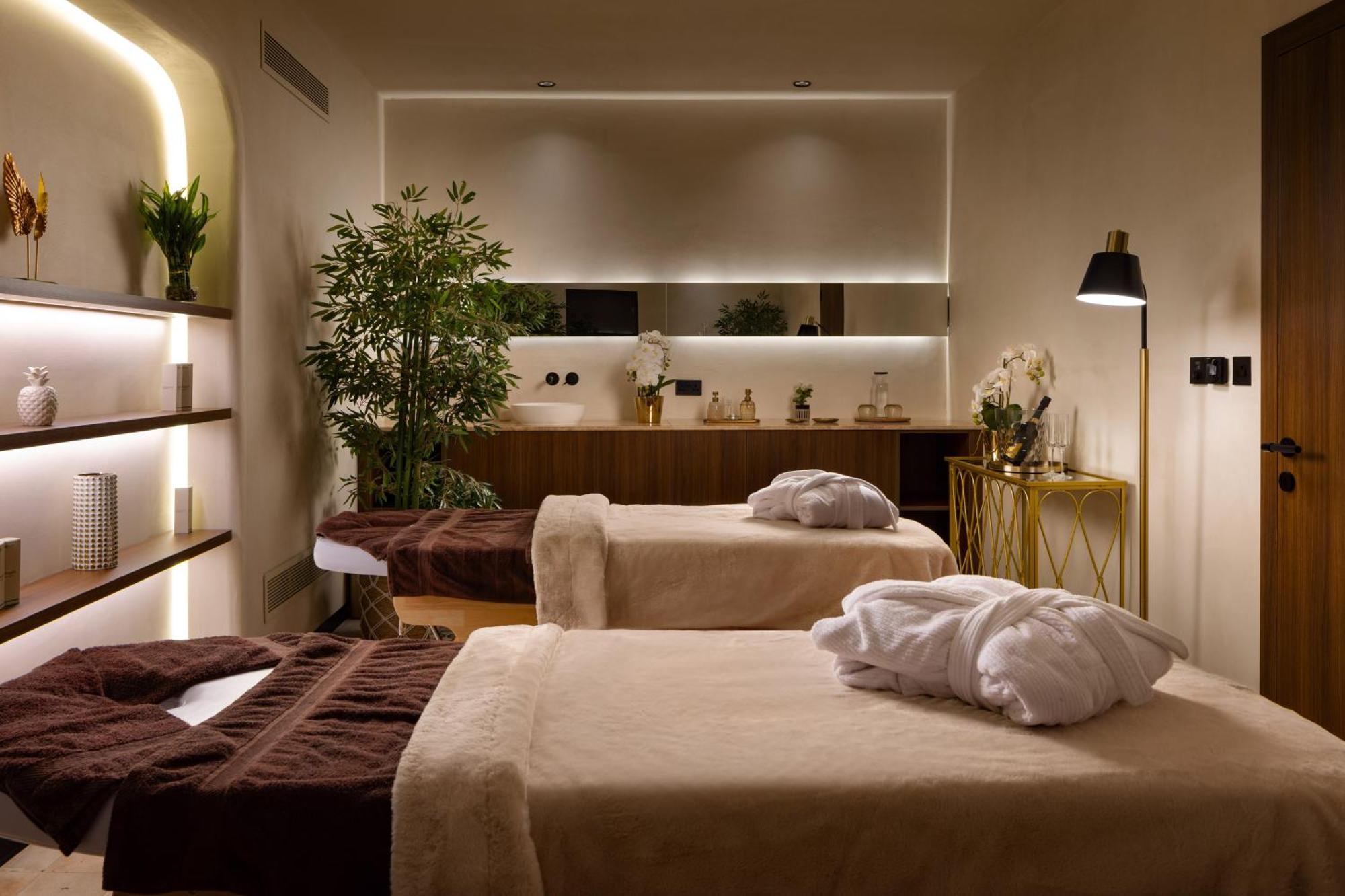 Me Malta By Melia Hotel Saint Julian's ภายนอก รูปภาพ